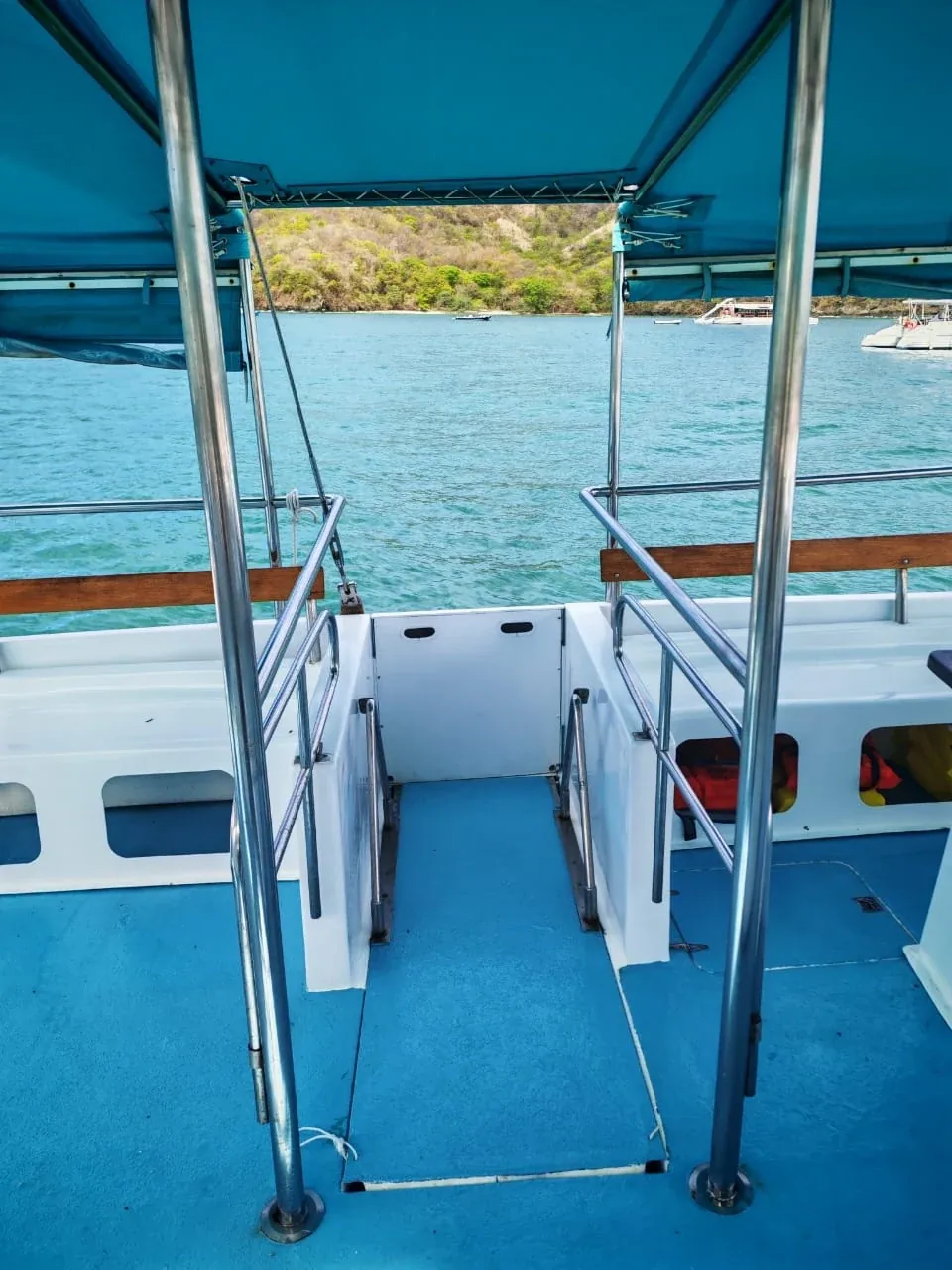 Large-capacity private catamaran in Guanacaste — photo 7
