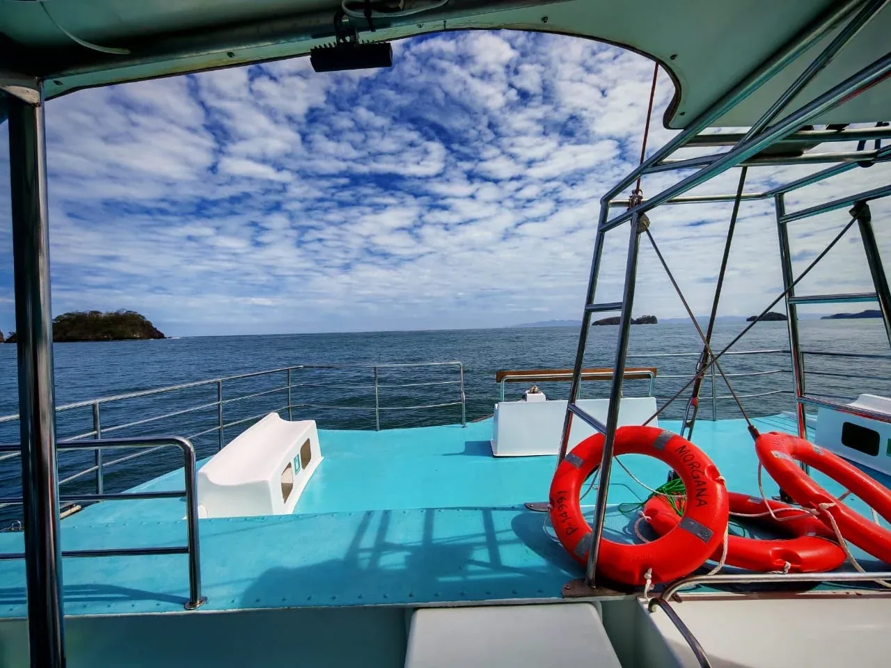 Large-capacity private catamaran in Guanacaste — photo 5